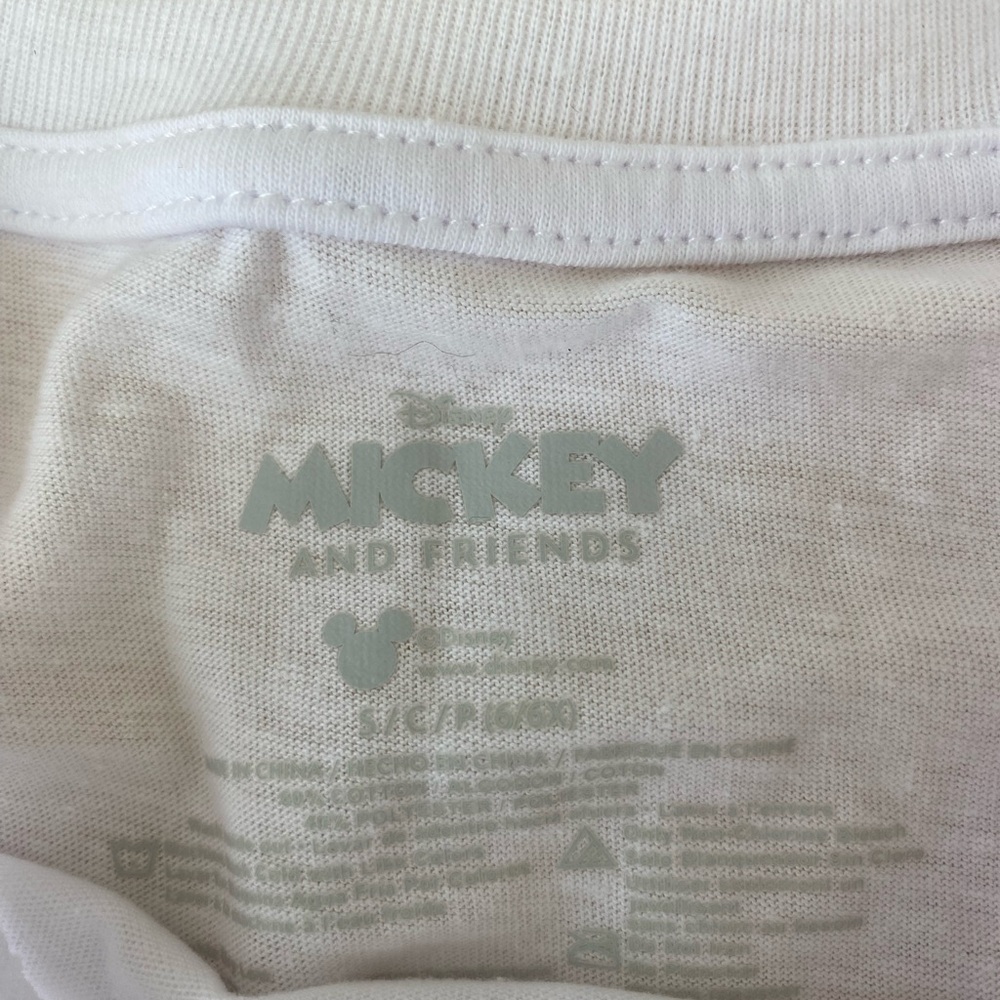 Size 6x Disney shirt and sweatshirt - Picture 6 of 6